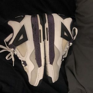 Jordan 4s ultraviolet (good condition)